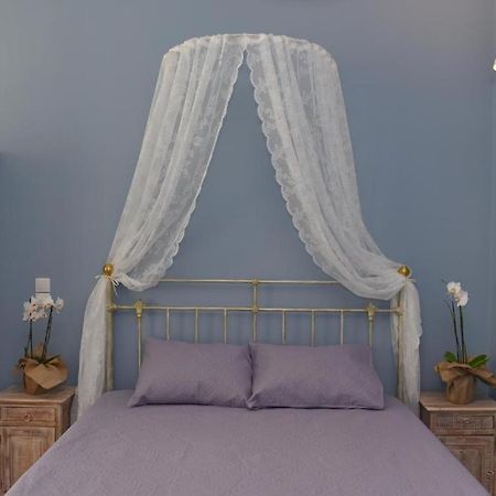 Oisyra Boutique Suites Ermoupoli Luaran gambar