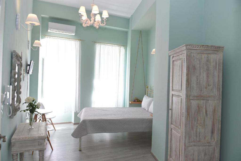 Oisyra Boutique Suites Ermoupoli Luaran gambar
