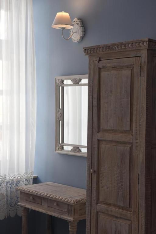 Oisyra Boutique Suites Ermoupoli Luaran gambar